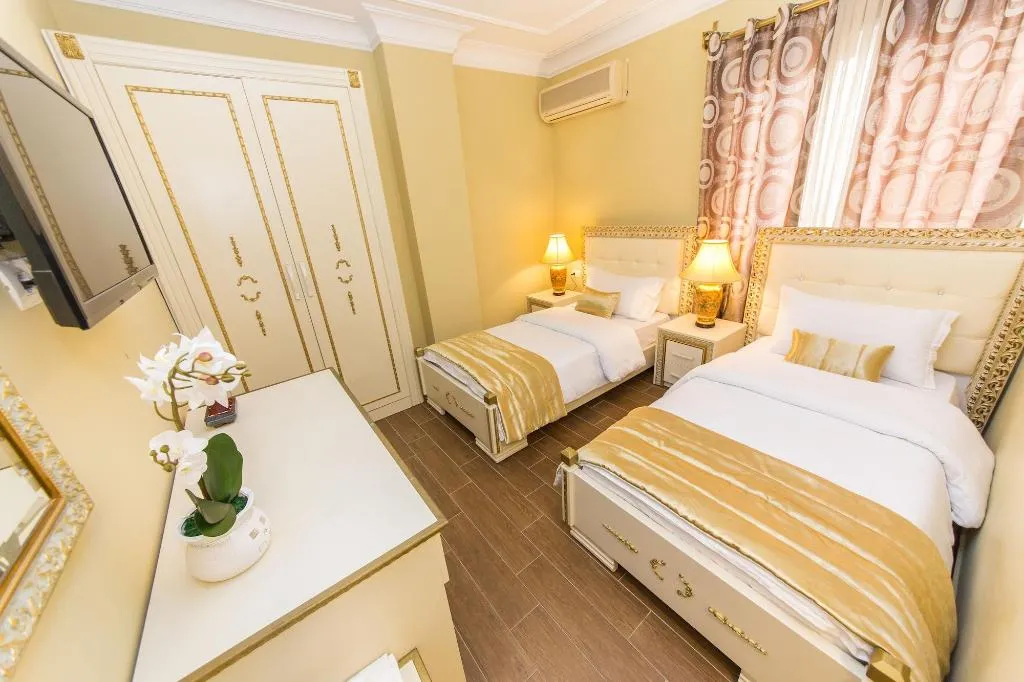Room, Empire Hotel, Durres