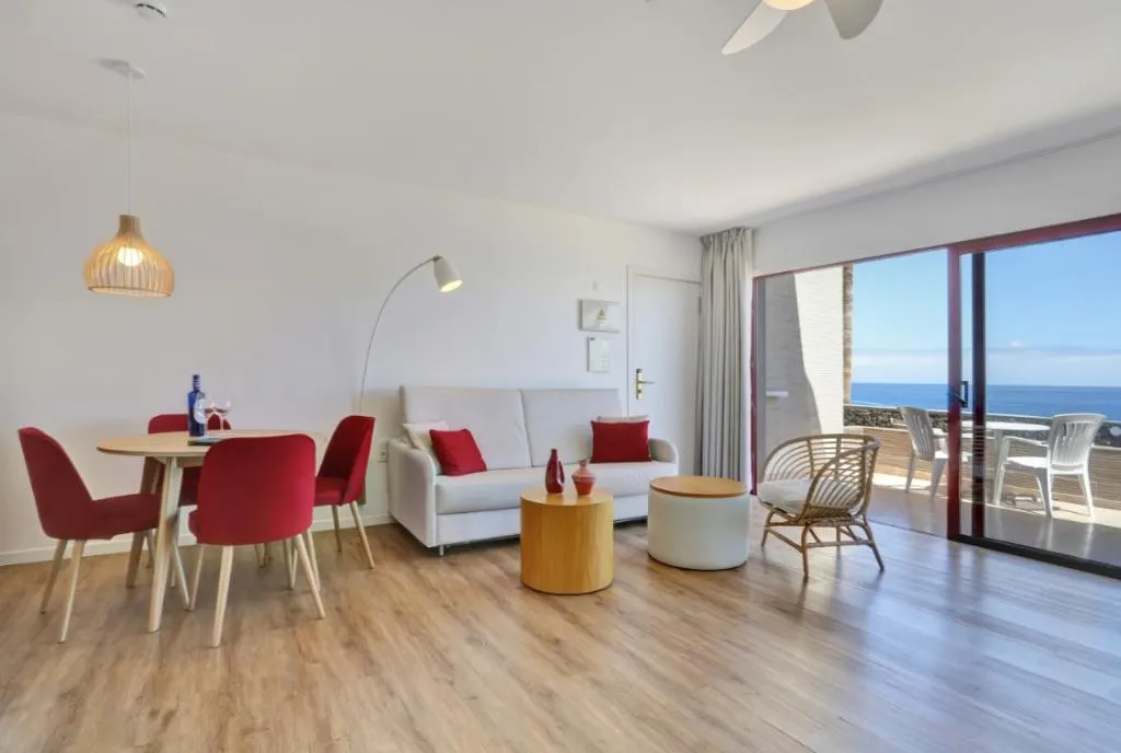 APARTMENT OCEAN FRONT TWO BEDROOMS Room, Apartamentos Atalaya de Jandía by LIVVO, Fuerteventura