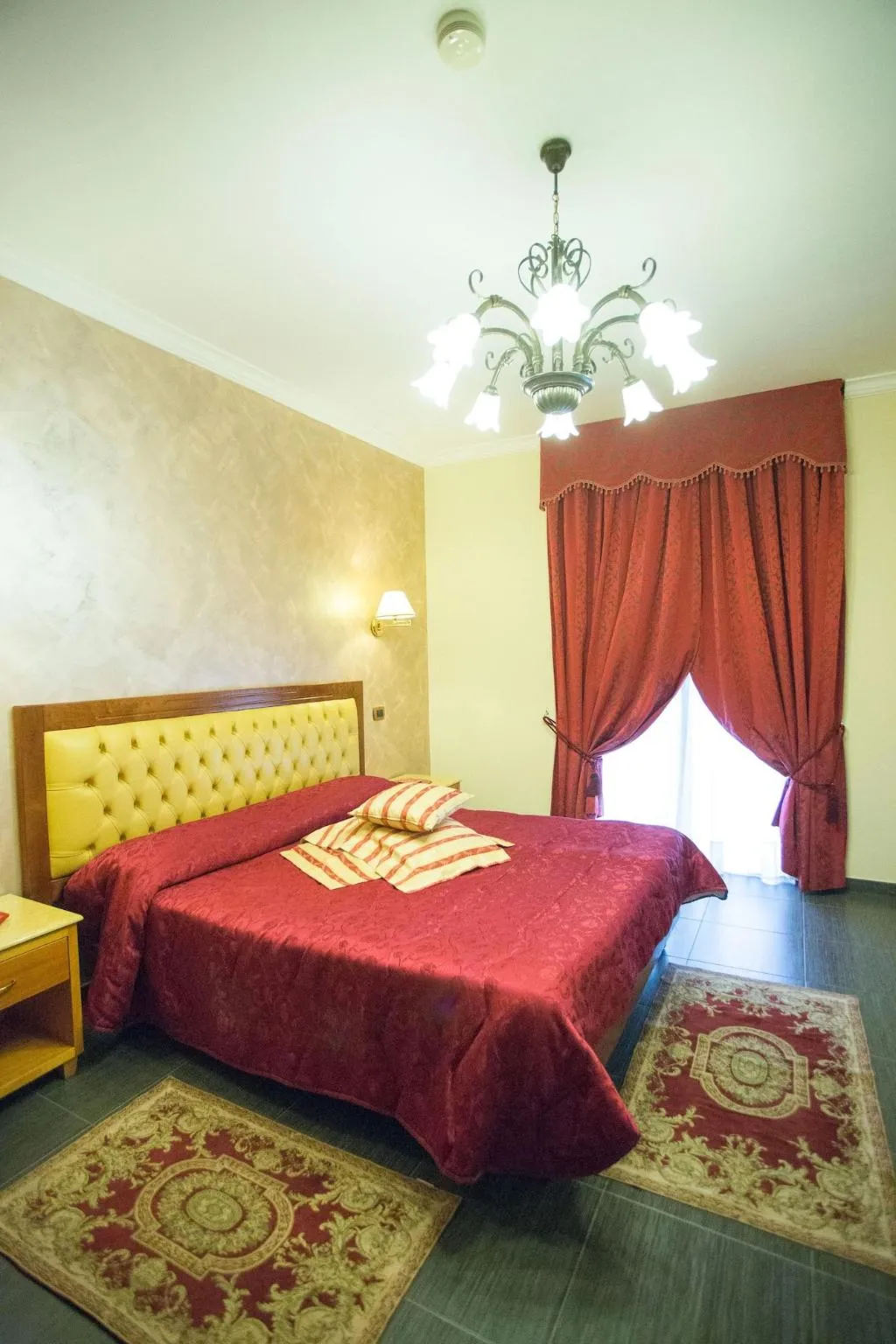 Room, Bellavista, Naples