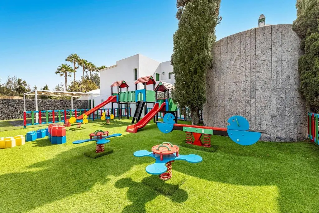 Sports and Entertainment, THB Royal, Lanzarote