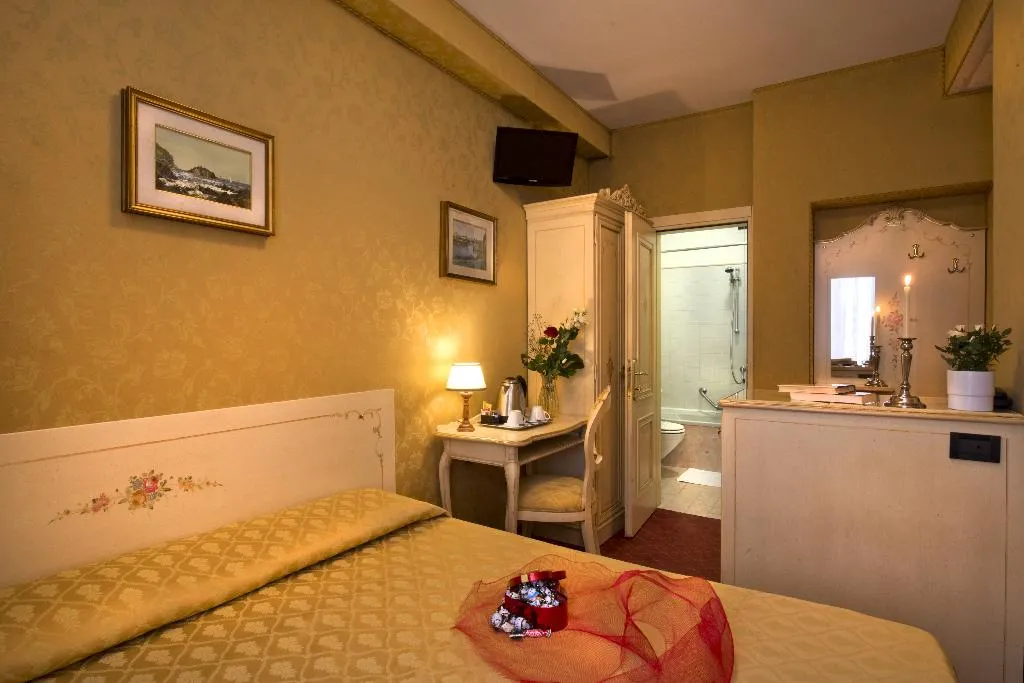 Double or Twin STANDARD Room, Mignon, Venice