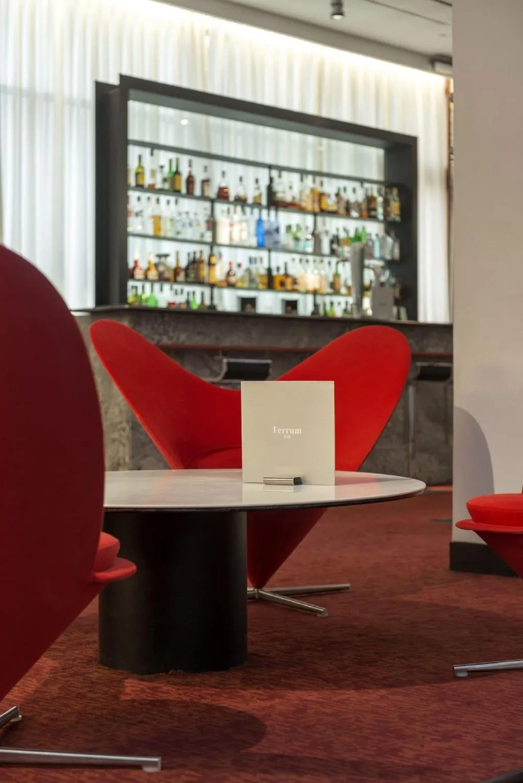 Bar, Hilton Madrid Airport, Madrid