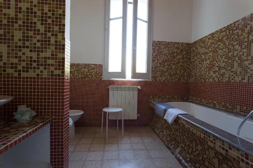 Room, Miss Sicily B&B, Palermo