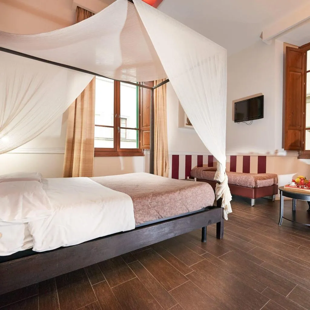 Room, B&B Le Stanze Del Duomo, Florence