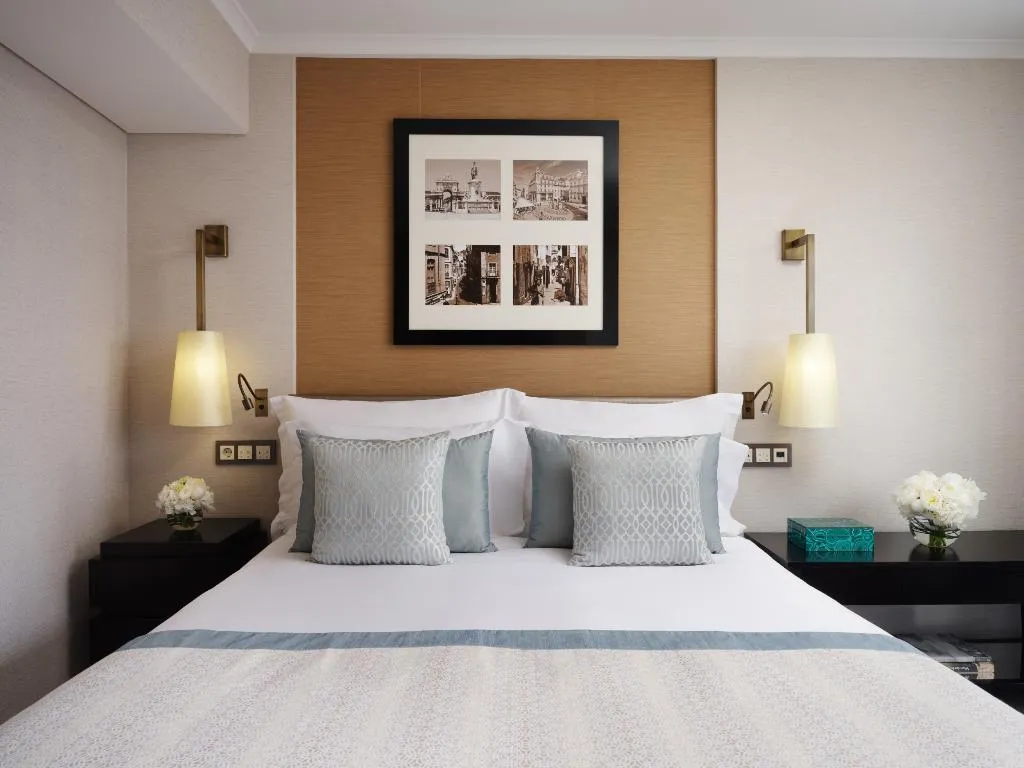 DOUBLE SUPERIOR QUEEN BED Room, Corinthia Lisbon, Lisbon