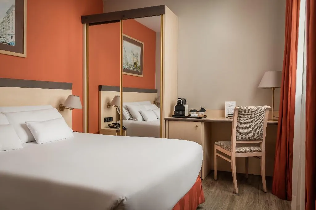 DOUBLE SINGLE USE STANDARD Room, Petit Palace Trencadis, Barcelona