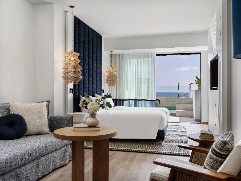 JUNIOR SUITE SEA VIEW WITH PRIVATE POOL Room, Intercontinental Crete By Ihg, Crete