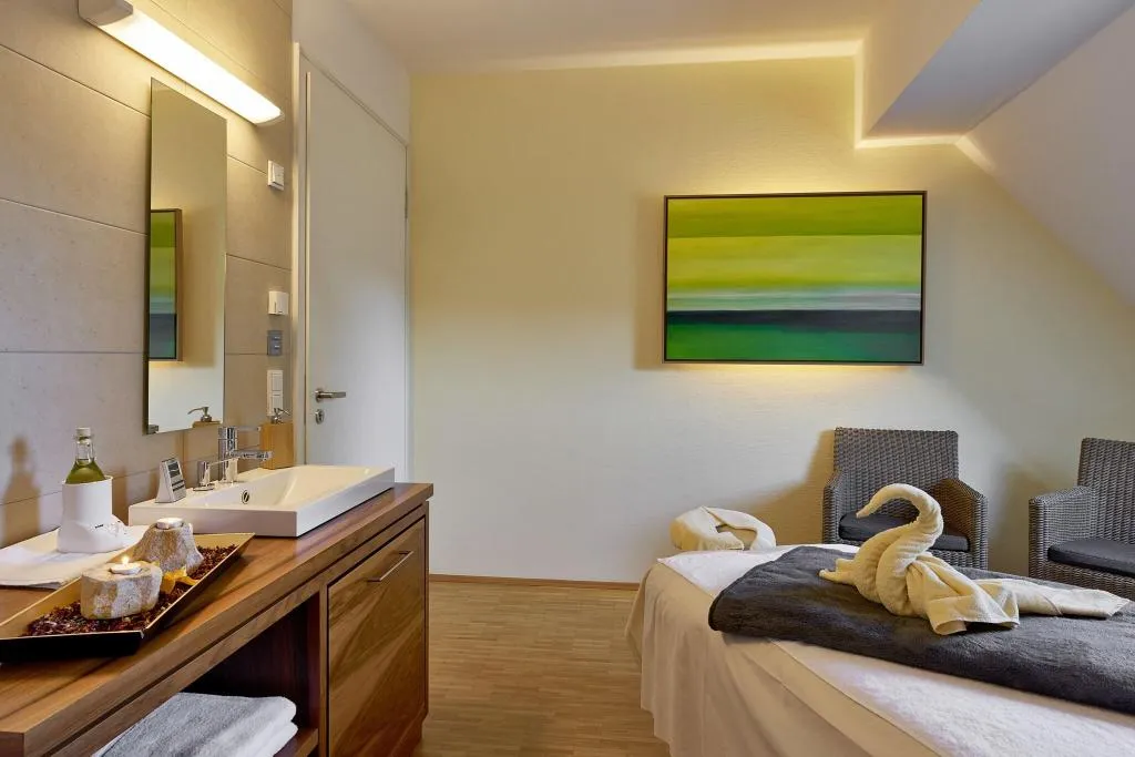 Sports and Entertainment, Devamli Hotel, Dalaman