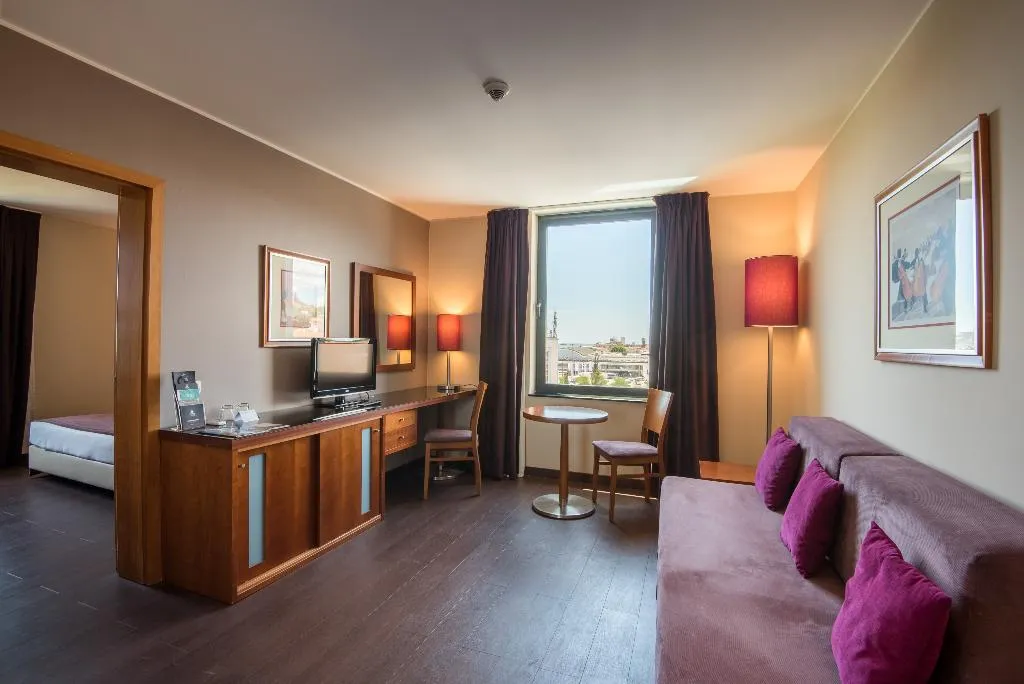 JUNIOR SUITE CLASSIC Room, Vila Gale Opera, Lisbon