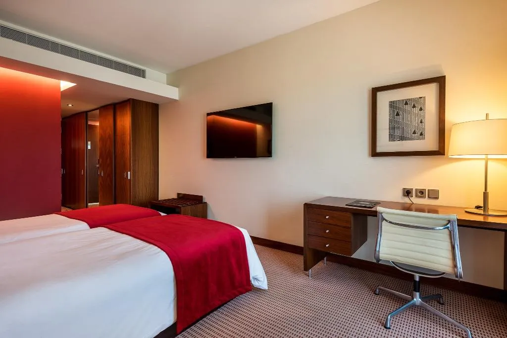 TWIN STANDARD Room, Lagoas Park, Lisbon