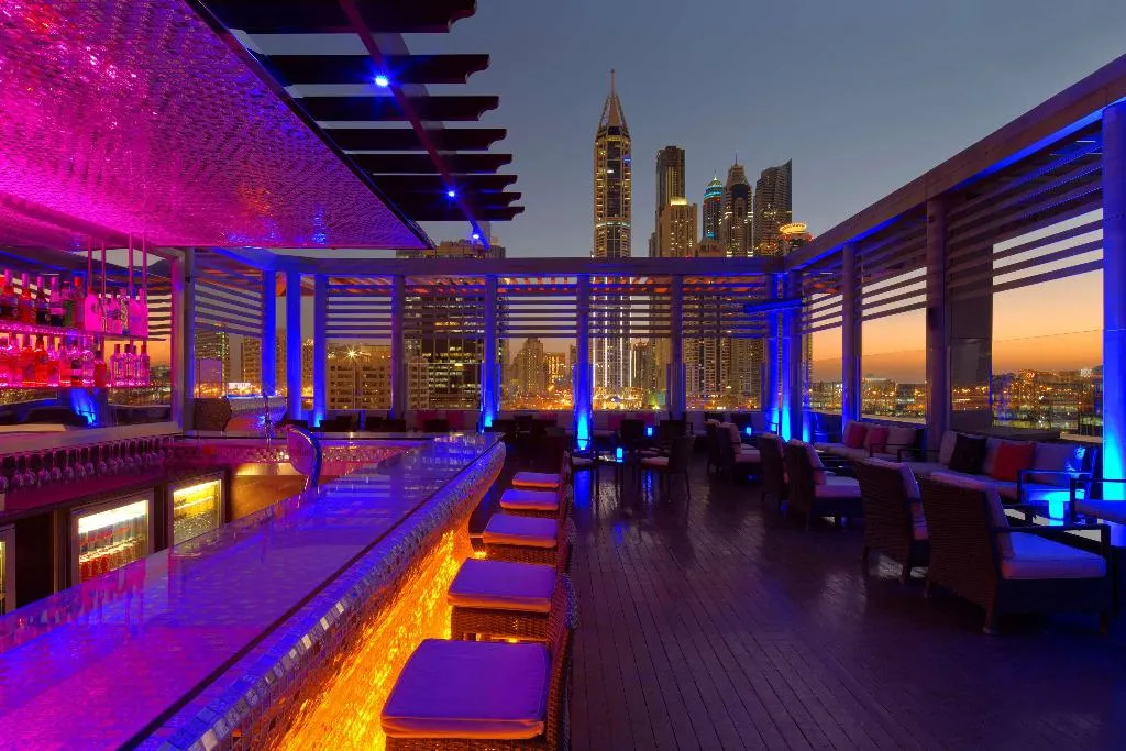 Bar, Radisson Blu Hotel, Dubai Media City, Dubai