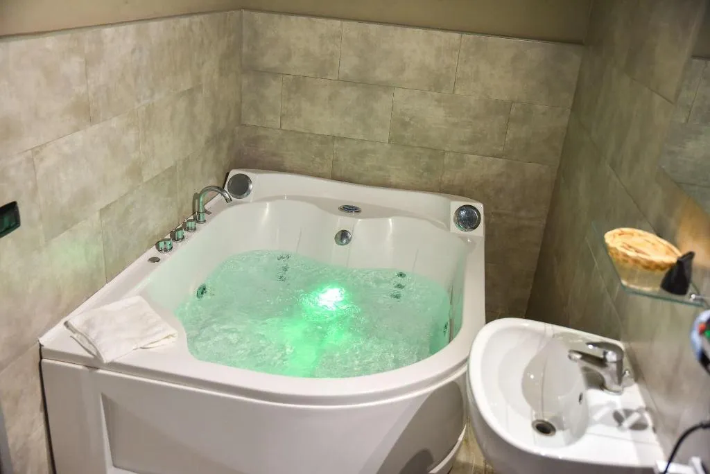Room, Mirosa Bed And Breakfast, Naples