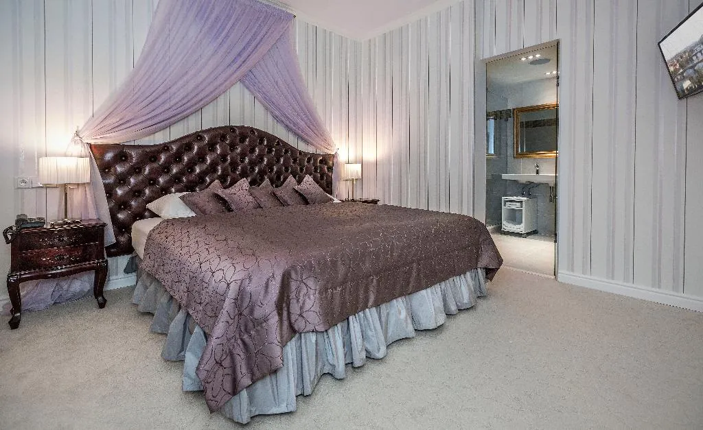 DOUBLE LUXURY ONE BEDROOM Room, Hotel Hoffmeister, Prague