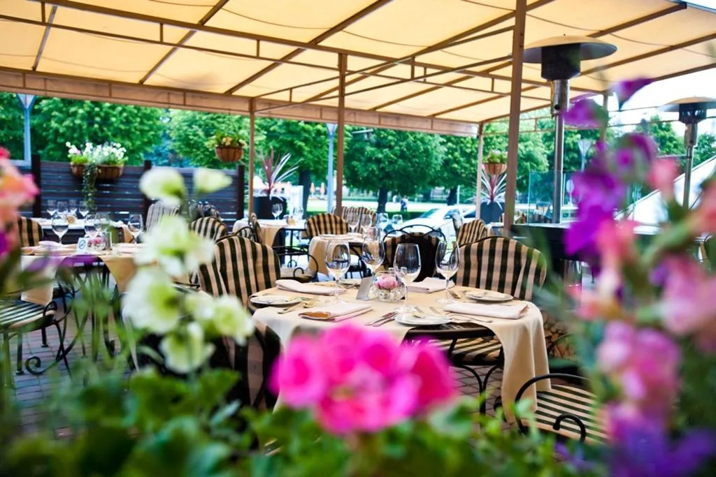 Terrace, Radisson Blu Ridzene Hotel, Riga