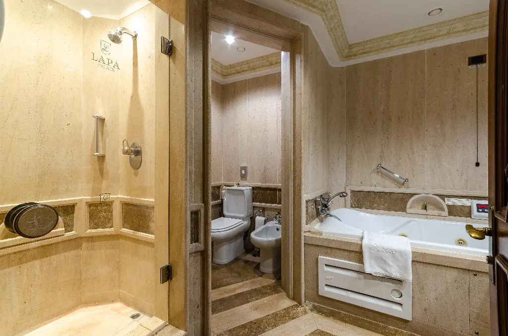 Double or Twin DELUXE Room, Olissippo Lapa Palace, Lisbon