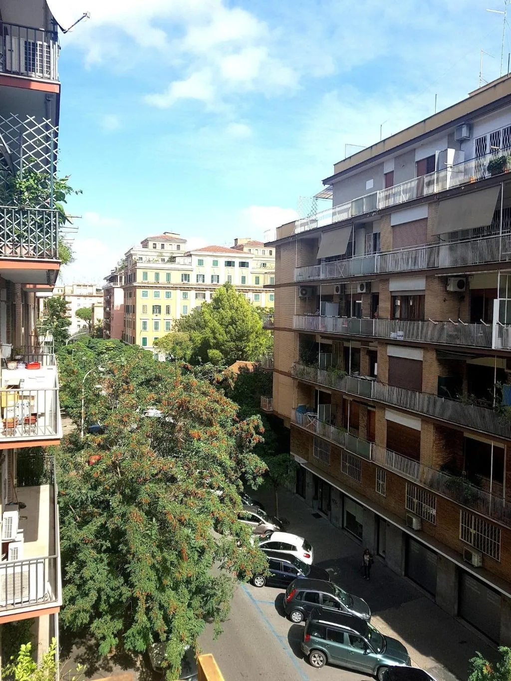 General view, Romantic Dreams, Naples
