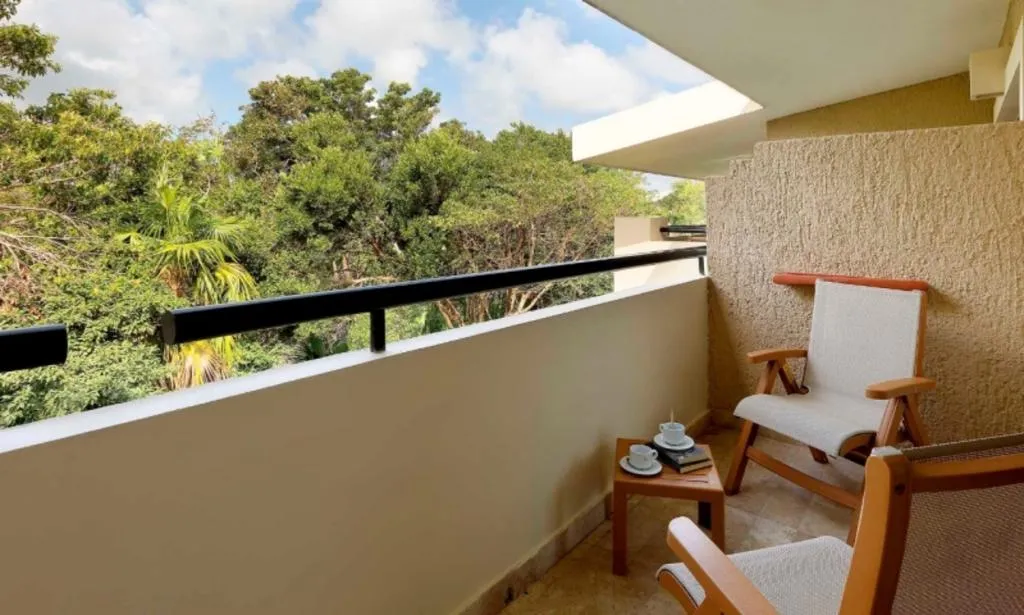 JUNIOR SUITE GARDEN VIEW Room, Grand Palladium Colonial Resort & Spa All Incl., Cancun Area