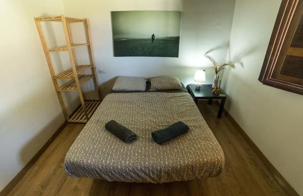 Room, Twin Fin Surf Camp - Hostel, Tenerife
