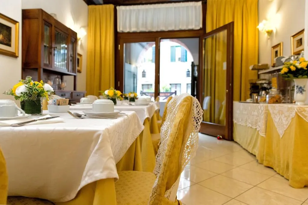 Restaurant, Alla Vite Dorata, Venice