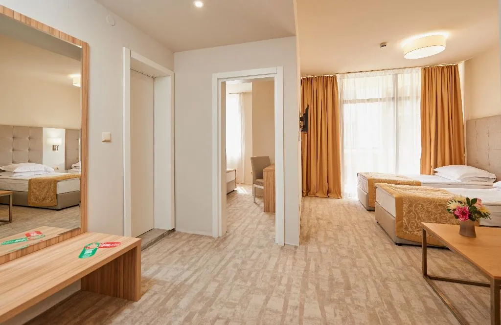 APARTMENT SUPERIOR Room, Laguna Park and Aqua Club, Bourgas