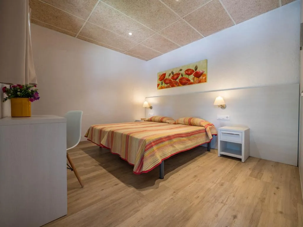 Room, Cala Montjoi, Costa Brava