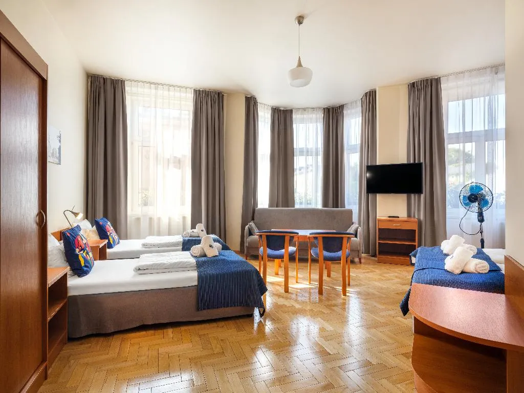 QUADRUPLE STANDARD Room, Kosmopolita Rooms & Apartments, Krakow