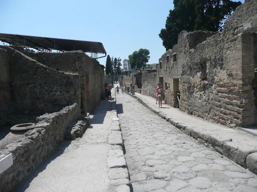 General view, I Papiri, Naples