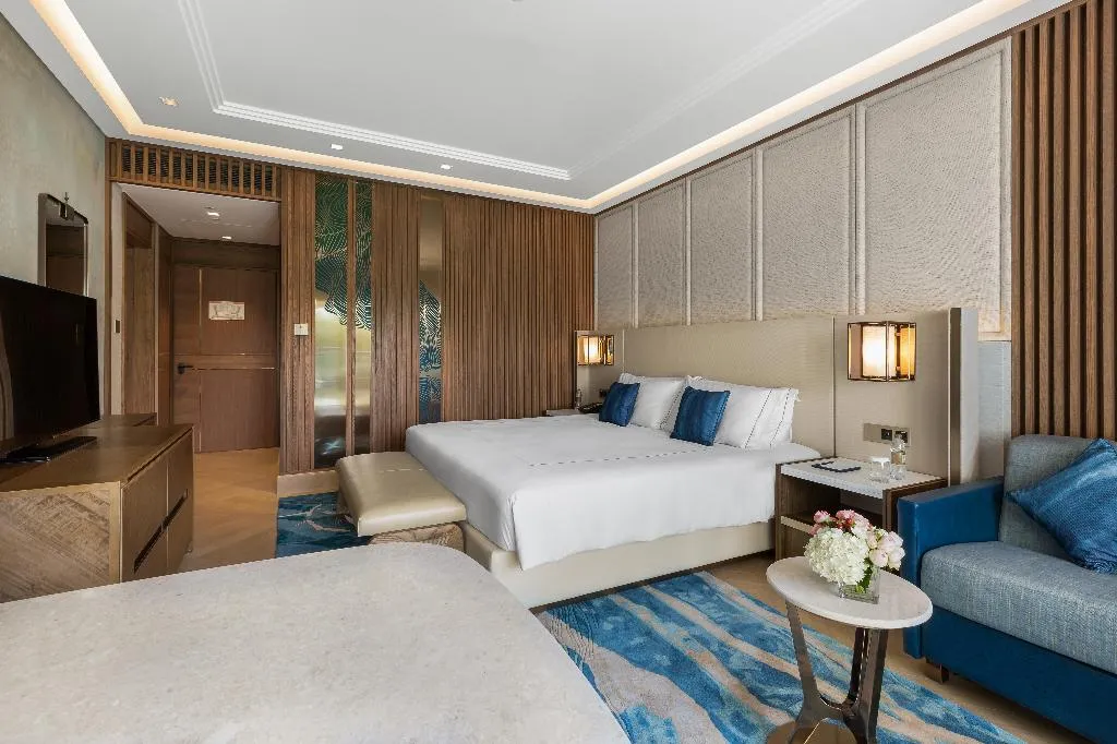 DOUBLE LUXURY Room, Taj Exotica Resort & Spa, The Palm Dubai, Dubai