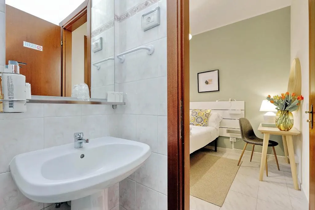 DOUBLE SINGLE USE SUPERIOR Room, Hotel Santa Sofia, Rome