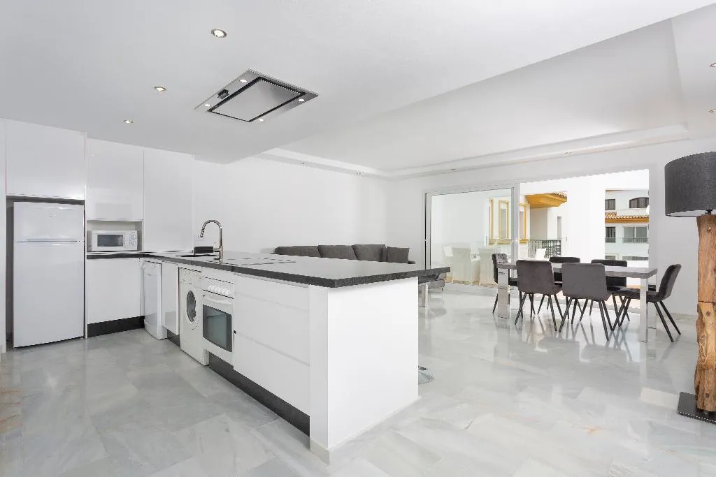 APARTMENT THREE BEDROOMS Room, B51 Executive Flats, Costa Del Sol