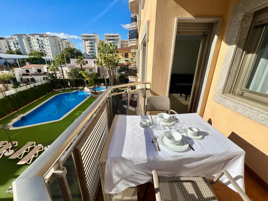 APARTMENT CAPACITY 4 ONE BEDROOM Room, Mediterraneo Real, Costa Del Sol
