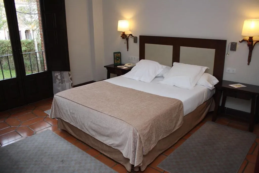 Room, Parador de Avila, Madrid