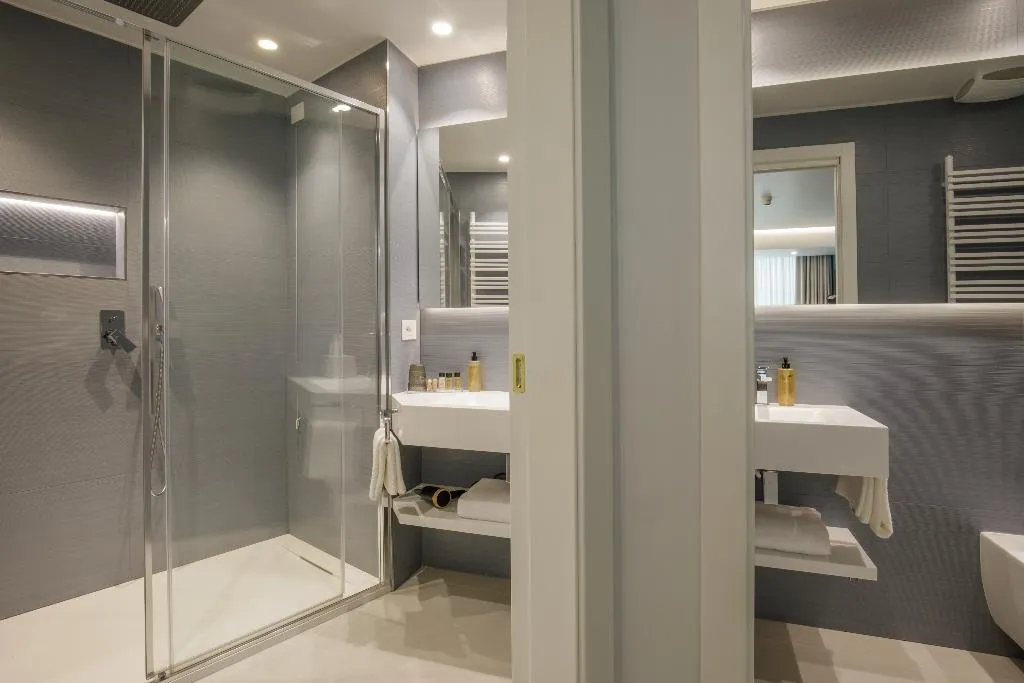 DOUBLE SUPERIOR Room, Ambasciatori Suite Hotel, Venice