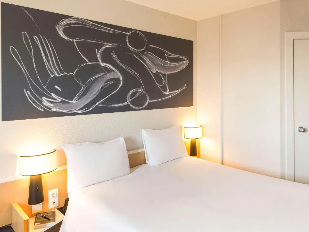 DOUBLE WITH DOUBLE BED Room, ibis Madrid Fuenlabrada, Madrid