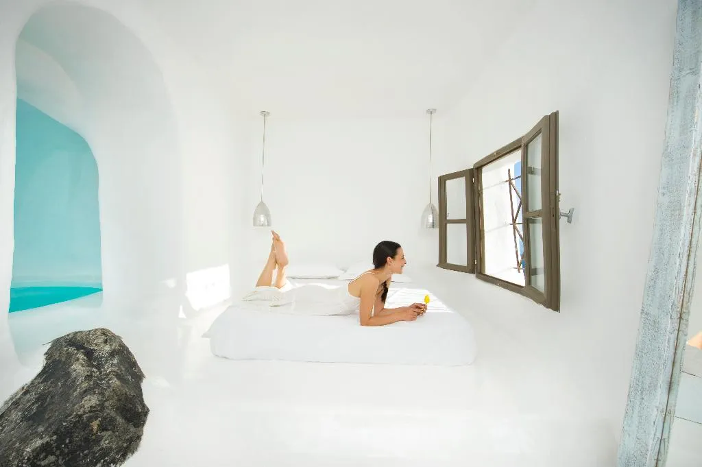 DOUBLE SUPERIOR Room, Sophia Luxury Suites, Santorini