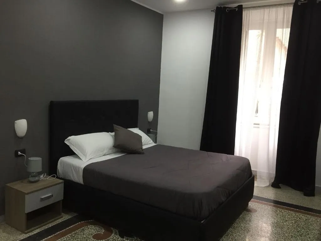 QUADRUPLE STANDARD Room, MB95 - Mezzocannone Luxurious Bed&Breakfast, Naples