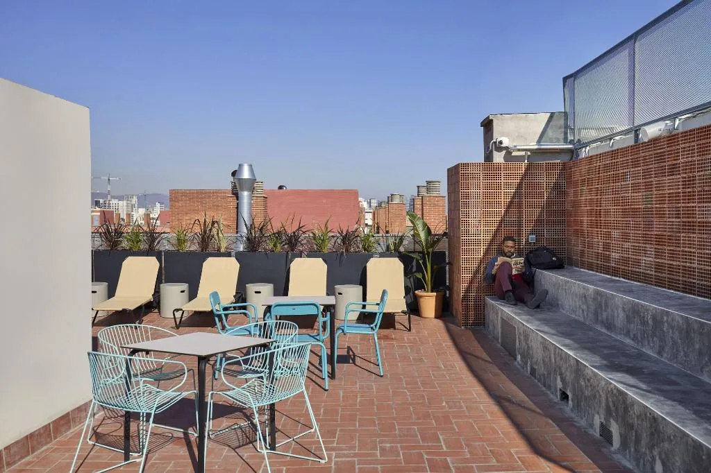 Terrace, Unite Hostel Barcelona, Barcelona