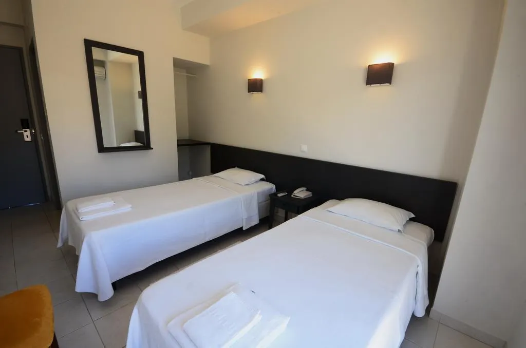 Room, Boliqueime Guest House, Algarve