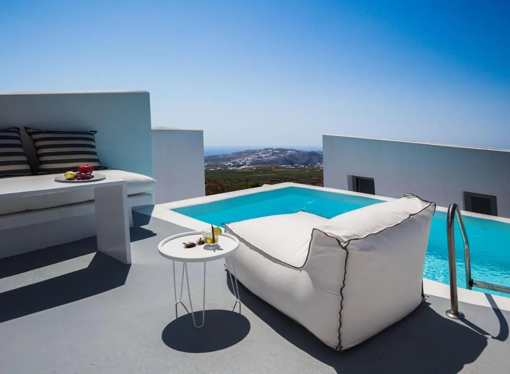 Room, Alunia Incognito Suites, Santorini