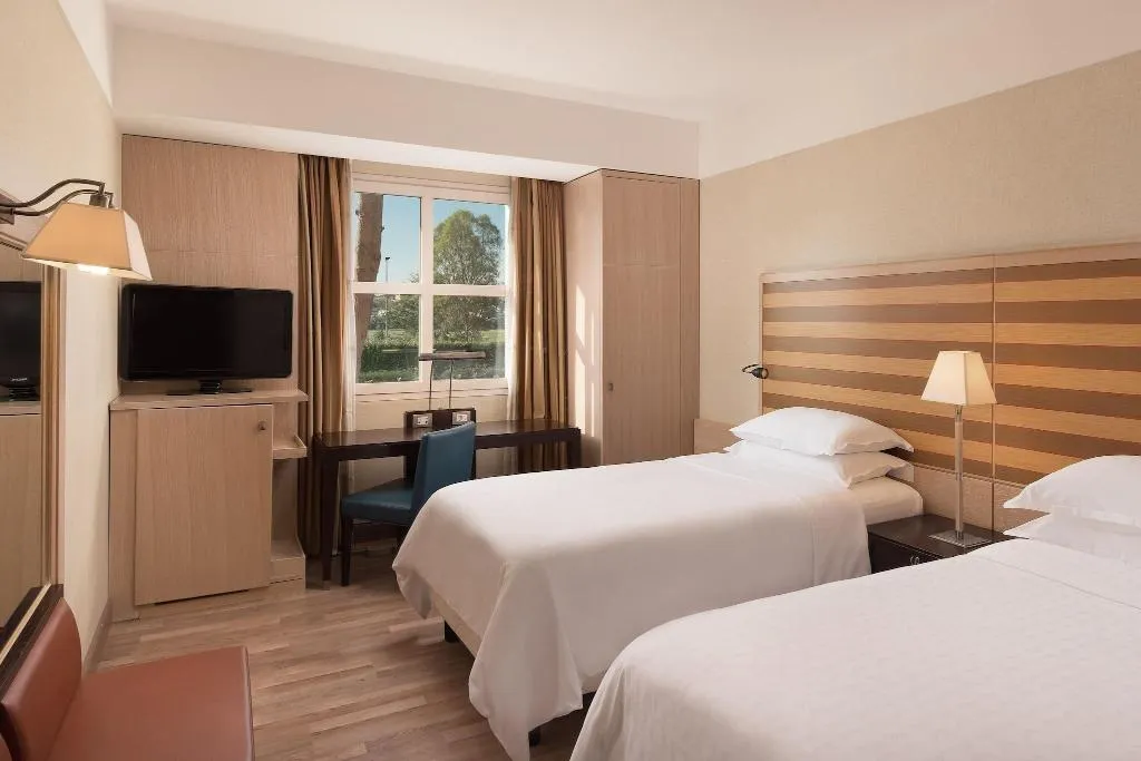 Room, Sheraton Parco de' Medici Rome Hotel, Rome