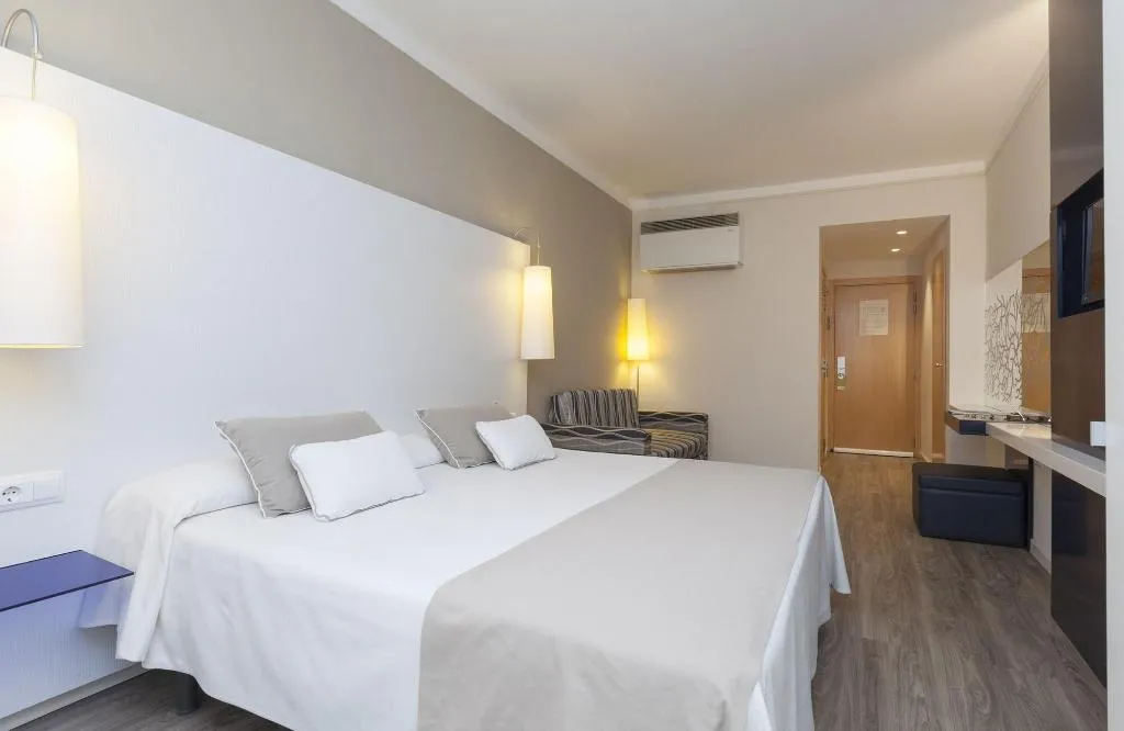 Room, Canyelles Marina 3000, Costa Brava