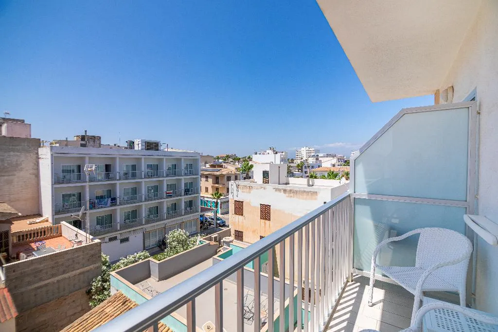 DOUBLE SINGLE USE WITH BALCONY Room, JS Can Picafort, Majorca