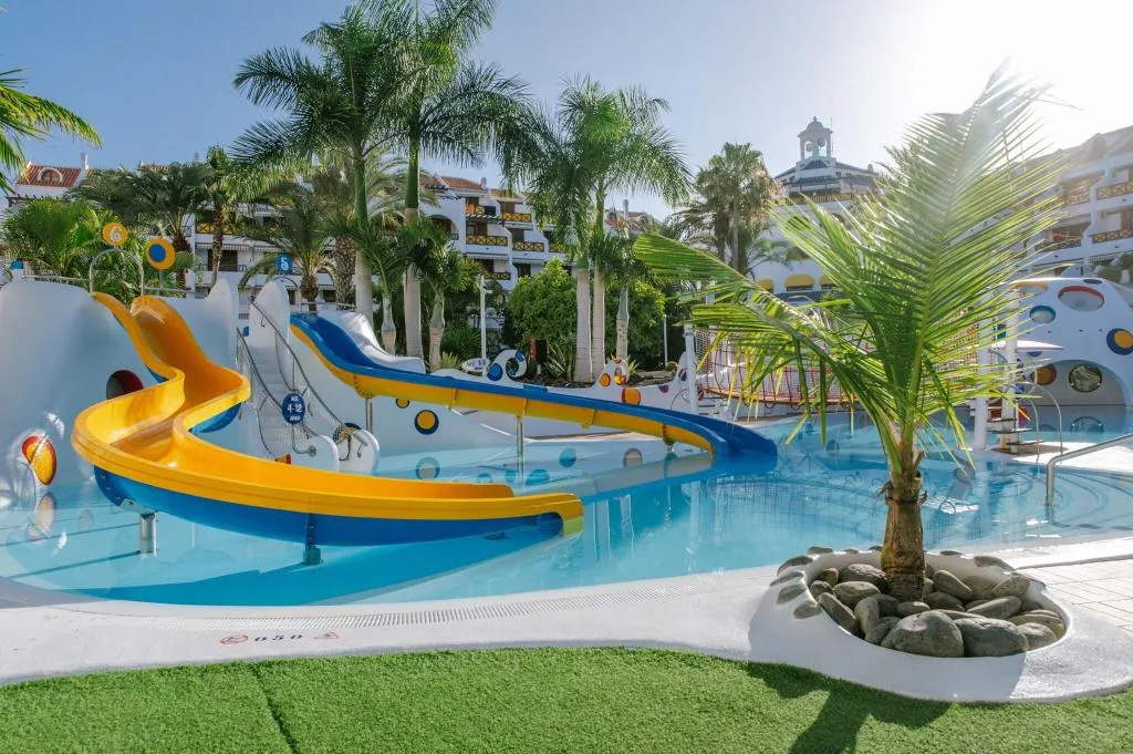 Pool, Parque Santiago III y IV, Tenerife