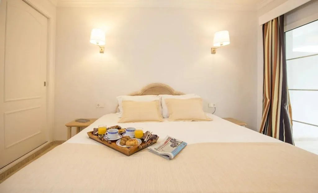STUDIO CAPACITY 2 Room, Ona Village Cala d'Or, Majorca