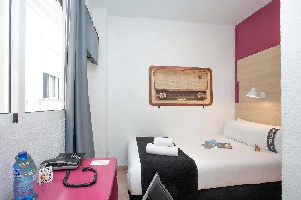 SINGLE STANDARD Room, Casual Vintage Valencia, Valencia