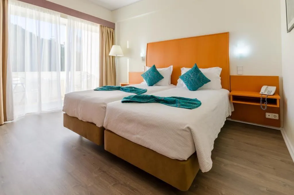 DOUBLE POOL VIEW Room, Hotel Lido, Lisbon