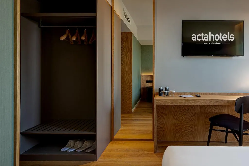DOUBLE STANDARD Room, Hotel Acta The Clover, Porto