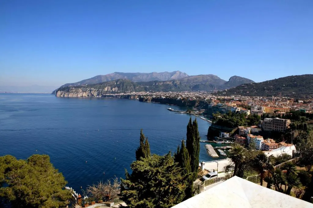General view, Chalet Lidia, Naples