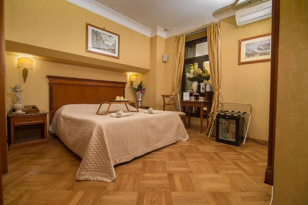 Double or Twin STANDARD Room, Luxury Rooms H 2000 Roma, Rome