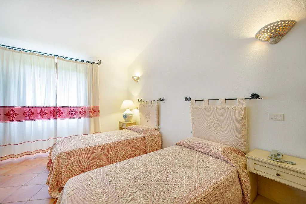 Double or Twin NO AIR CONDITIONING Room, Hotel San Trano, Olbia